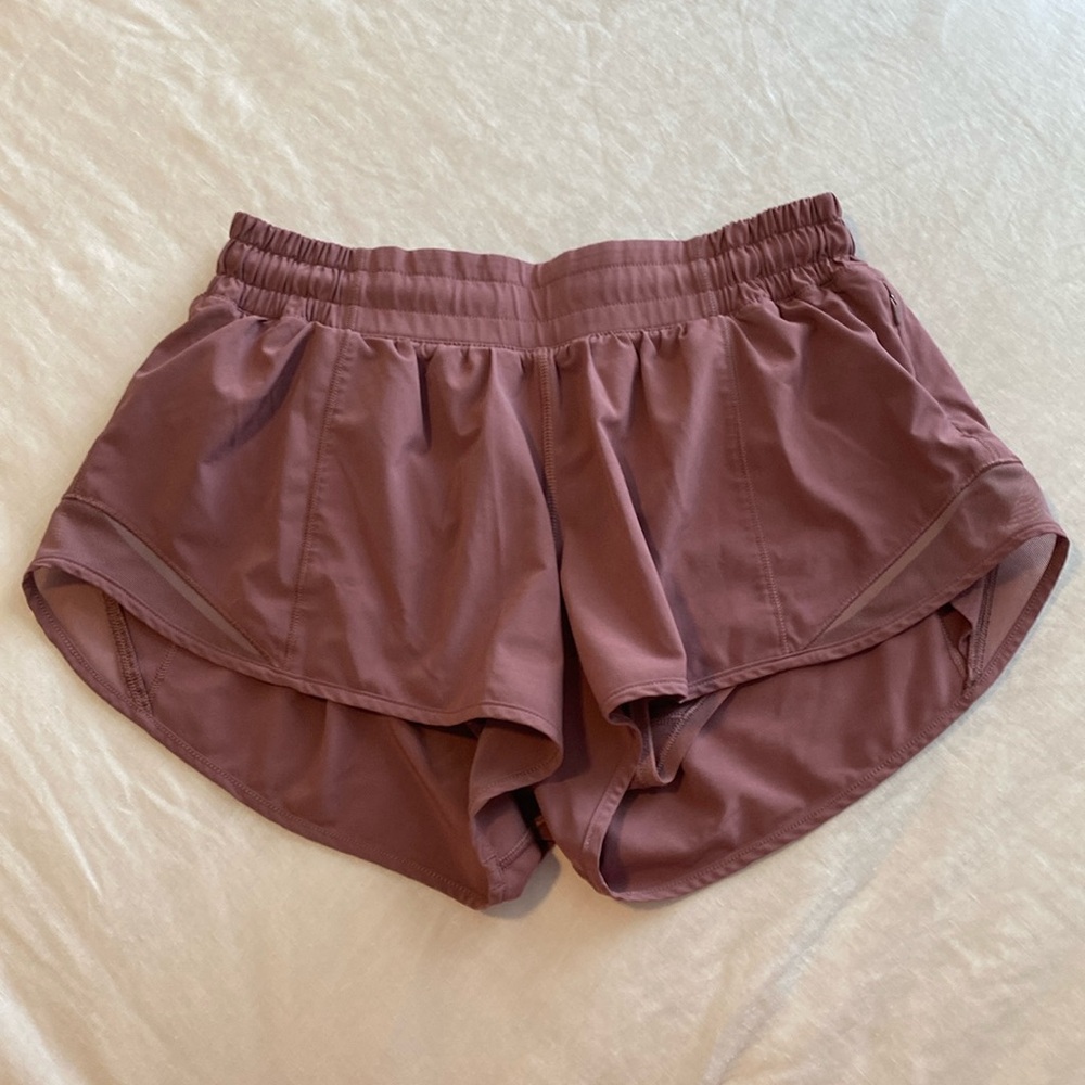 Lululemon Tracker Short in Pink